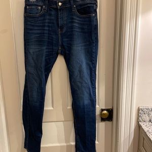 Hollister taper 32/32 jeans brand new